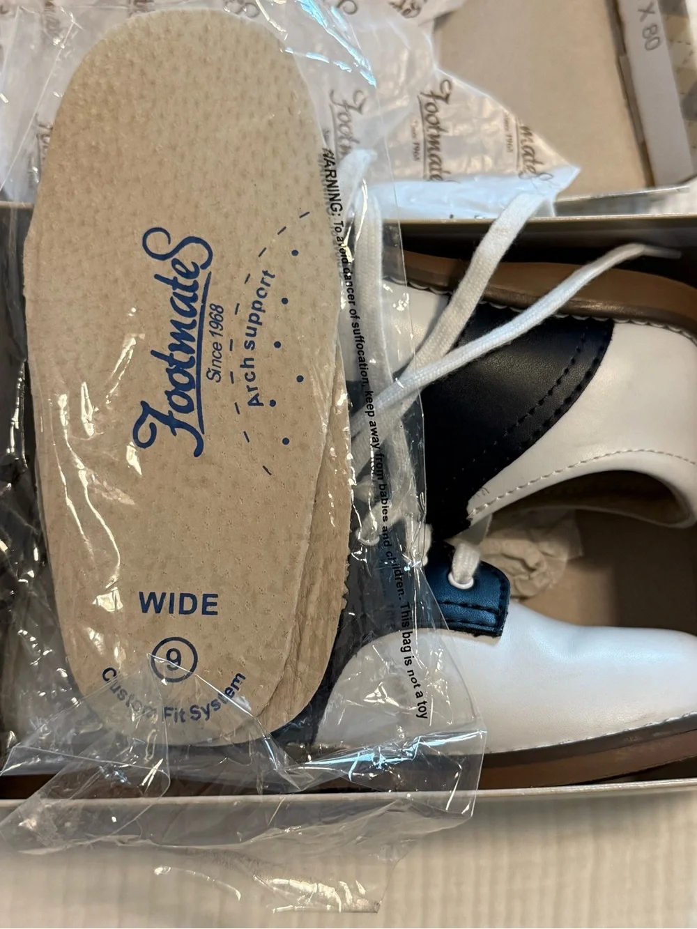 FootMates navy white classic cheer shoes in 9T